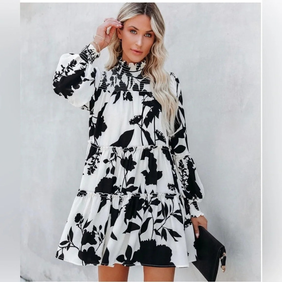 VICI Promenade Printed Mock Neck Babydoll Dress Black and Ivory Floral Size Sm - Picture 1 of 8